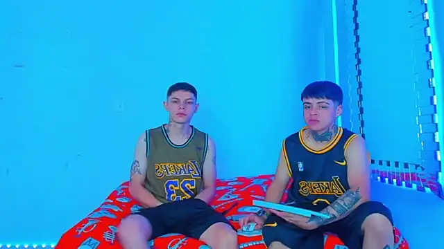 HOT boy2025 online show from December 2024 03:11:01 PM