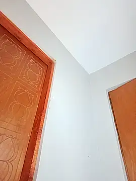 Mayo01  online show from October 2025 04:24:02 AM