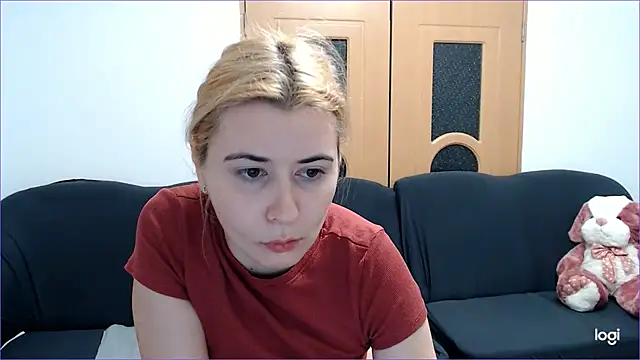 VioletaFlower7 online show from February 2025 08:26:01 PM