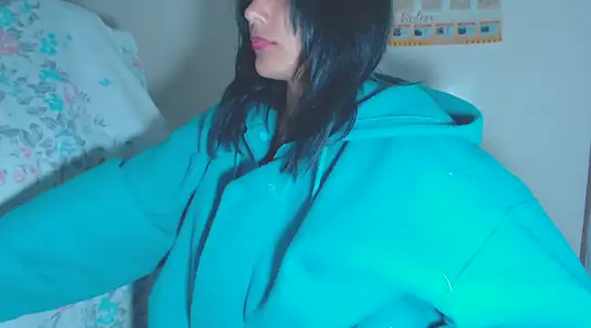 home vlak online show from March 2025 10:32:01 PM