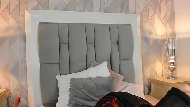 Snapshot of Ginger_Violetta_ chatting on December 2024 07:45:01 PM Ginger Violetta online show from December 2024 07:45:01 PM