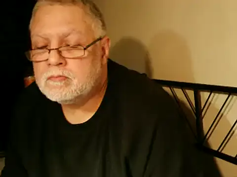 100Tauros online show from October 2025 10:18:02 PM