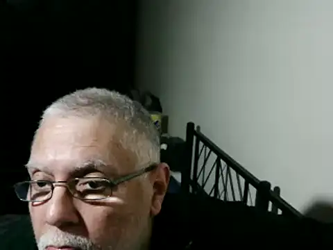 100Tauros online show from April 2026 09:23:01 PM