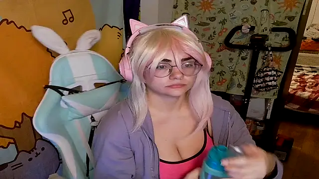 mochi rainbow online show from January 2025 02:15:01 AM