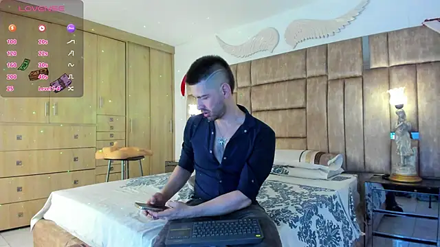 petterwilly1 online show from December 2024 07:18:02 PM