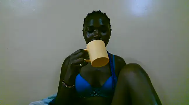 petite 12 online show from March 2025 05:00:02 AM