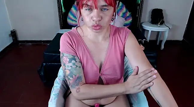Snapshot of VioletaaaSlave chatting on January 2025 02:11:01 PM VioletaaaSlave online show from January 2025 02:11:01 PM
