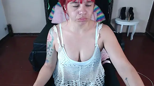 Snapshot of VioletaaaSlave chatting on January 2025 11:06:01 AM VioletaaaSlave online show from January 2025 11:06:01 AM