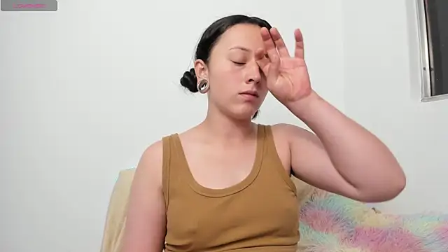 liaqueen610 online show from May 2026 11:56:01 PM
