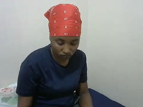 StacyGee24 online show from September 2025 02:32:01 PM