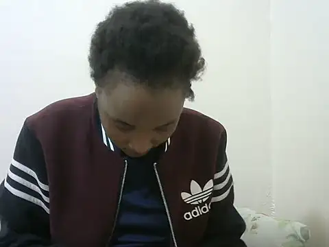 StacyGee24 online show from September 2025 06:24:01 PM