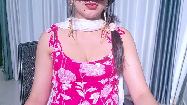 Aashika-Kaur online show from May 2026 04:17:01 AM