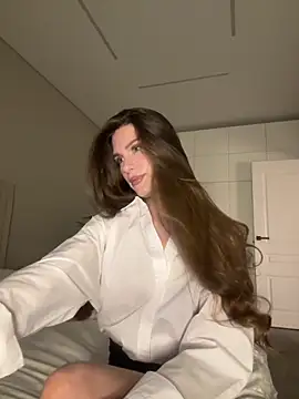 WildOrchid online show from October 2025 08:16:02 PM