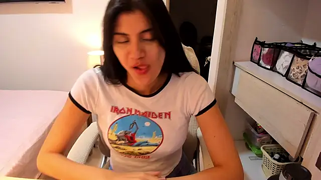 misstoya online show from October 2025 05:36:02 AM