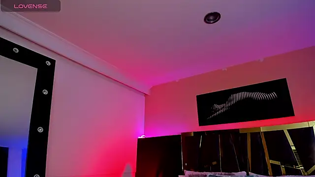 ChloeConnorr online show from November 2025 05:28:02 AM