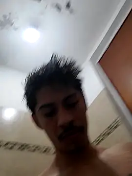 Snapshot of culitotragon24 chatting on October 2025 06:01:01 AM culitotragon24 online show from October 2025 06:01:01 AM