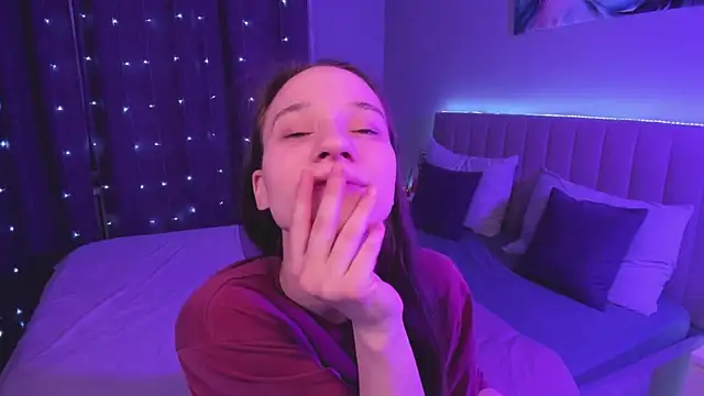 StaceySunny online show from February 2025 05:26:02 PM