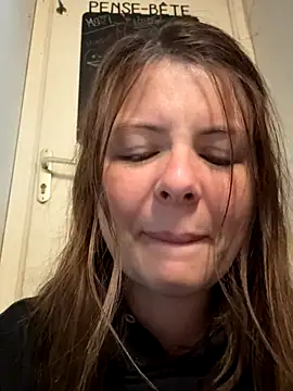 Nina blain online show from September 2025 09:01:02 AM