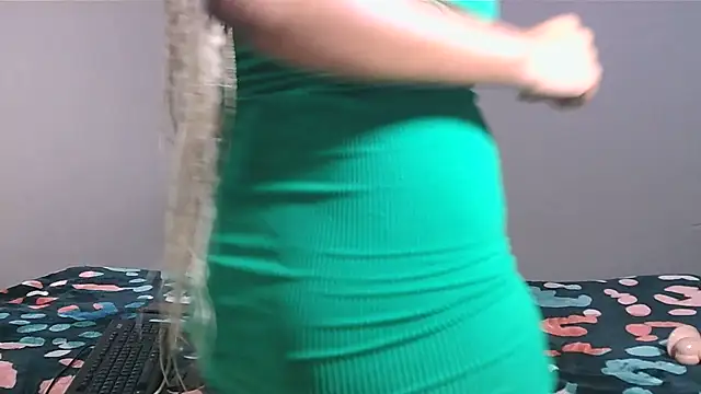 MissHornyChristian25 online show from November 2025 09:31:01 PM