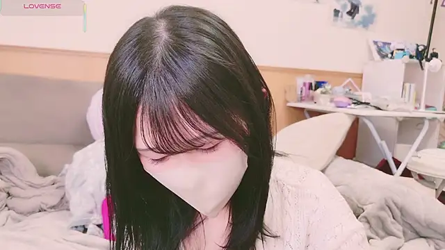 Conatsu online show from February 2025 07:58:01 PM