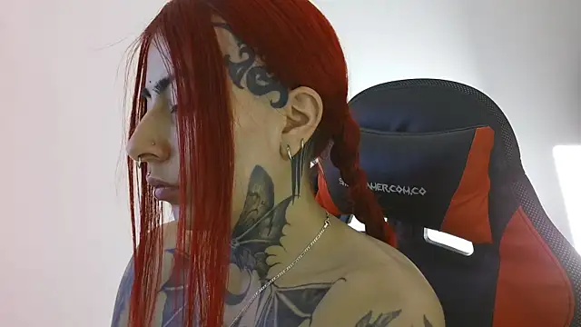 Snapshot of selene_red_ chatting on July 2026 03:03:02 PM selene red online show from July 2026 03:03:02 PM