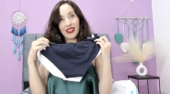 IberianMoonMK online show from January 2025 06:27:02 PM