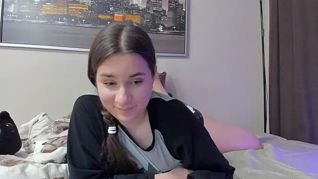 LunaWines online show from March 2025 05:15:01 PM