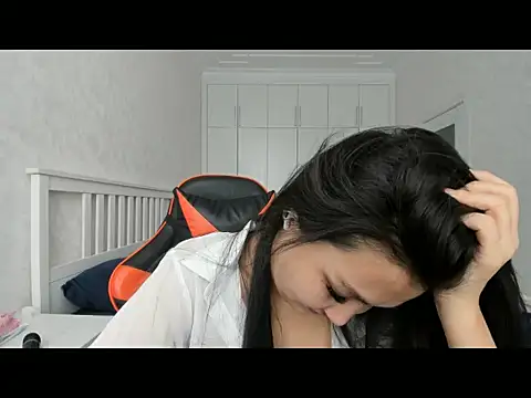 Snapshot of Missykitty01 chatting on November 2025 07:52:01 AM Missykitty01 online show from November 2025 07:52:01 AM