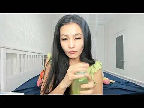 Snapshot of Missykitty01 chatting on December 2025 01:54:02 AM Missykitty01 online show from December 2025 01:54:02 AM