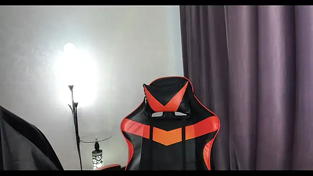 Snapshot of Missykitty01 chatting on February 2026 10:22:01 AM Missykitty01 online show from February 2026 10:22:01 AM