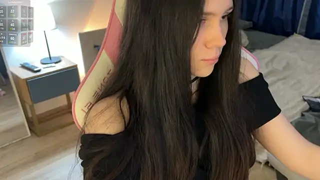 jennetdoll online show from February 2025 02:00:02 PM