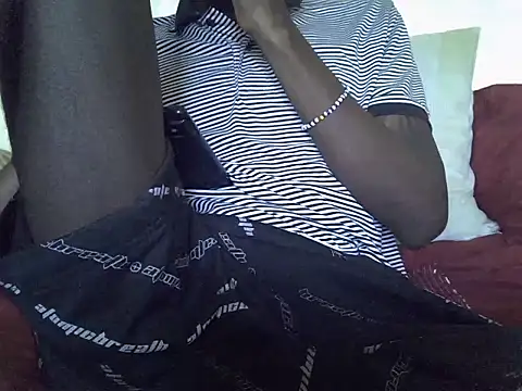 Delicious-D online show from February 2025 08:25:02 AM