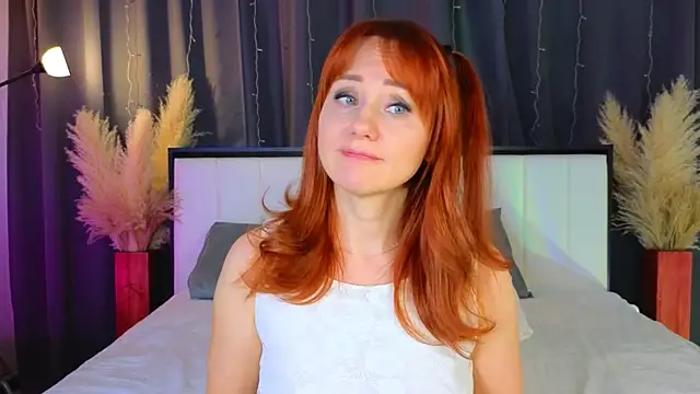 AlexaLenee online show from March 2025 05:28:02 AM