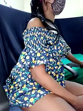 Midnight Blossom online show from March 2025 09:23:01 PM