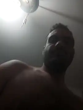 skrigul12 online show from March 2026 11:49:02 PM