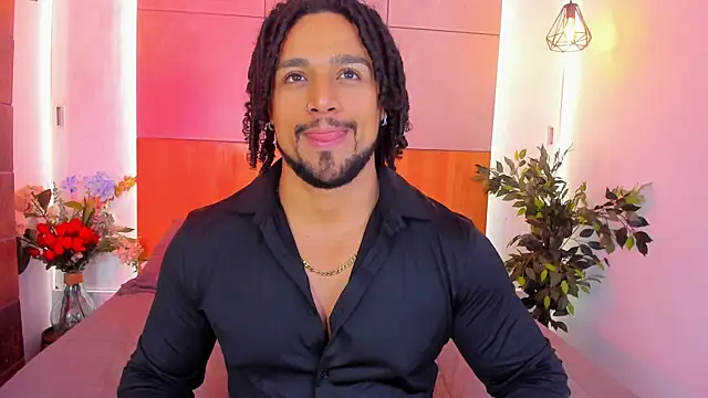 MikeEstevess online show from March 2025 01:52:02 PM