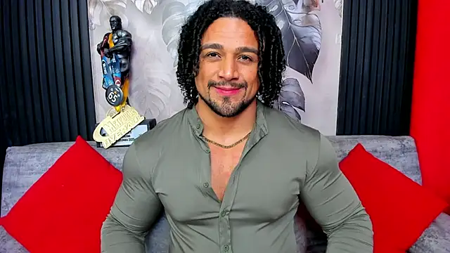 MikeEstevess online show from January 2026 12:10:01 PM