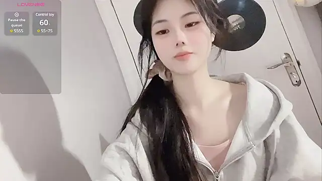 Qedgjwyz1 online show from February 2025 07:49:01 AM