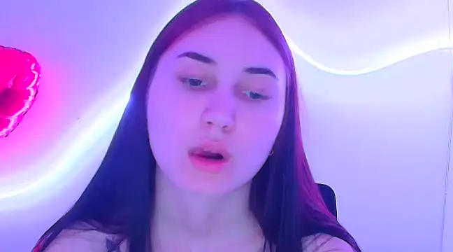 Jennifer Blum online show from February 2025 09:24:02 PM