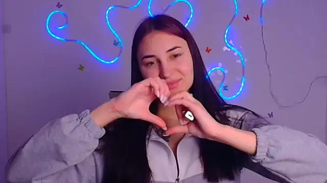 Jennifer Blum online show from March 2025 01:06:02 PM