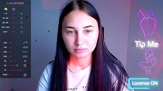 Jennifer Blum online show from September 2025 05:28:02 AM