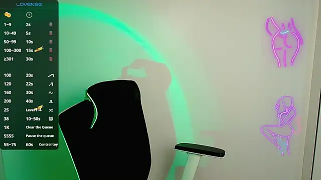 Jennifer Blum online show from October 2025 07:18:01 AM