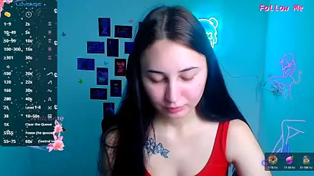 Jennifer Blum online show from November 2025 12:33:01 PM