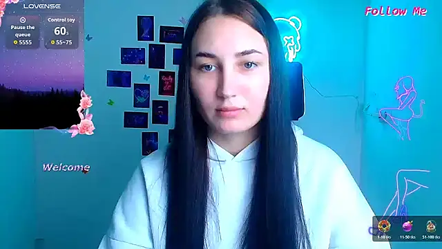 Jennifer Blum online show from November 2025 12:05:02 PM