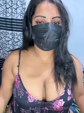 NOORA-GIRL online show from December 2025 12:29:01 AM