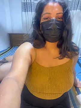 NOORA-GIRL online show from February 2026 04:05:02 AM