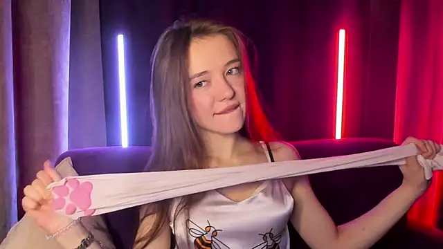 VasilisaTheWiseX online show from June 2026 01:55:01 AM