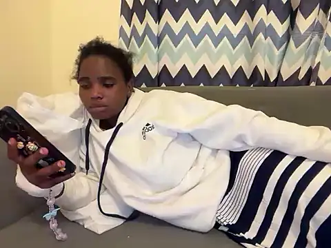 candybabe  online show from March 2026 10:15:01 PM