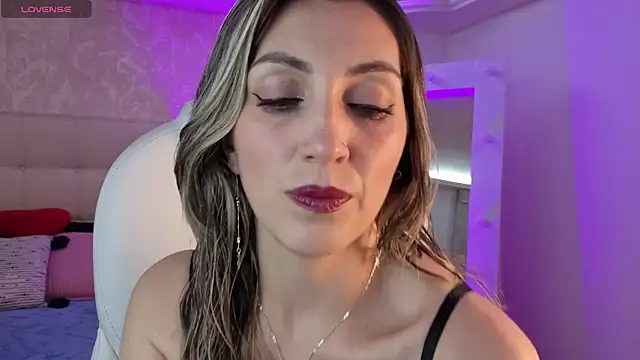 anny sweet72 online show from February 2026 12:21:01 PM