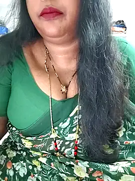 Snapshot of Swapna_143 chatting on June 2026 03:33:01 AM Swapna 143 online show from June 2026 03:33:01 AM